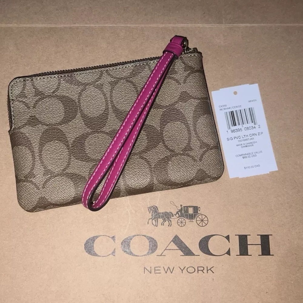 NWT COACH Corner Zip Wristlet in Signature Canvas & Leather Khaki/Cerise CK358 - Picture 2 of 2